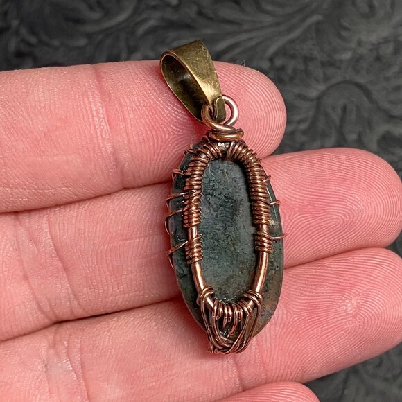 Moss Agate Copper Wire Wrapped Tree of Life Pendant Stone Crystal Jewelry - Picture 6 of 7